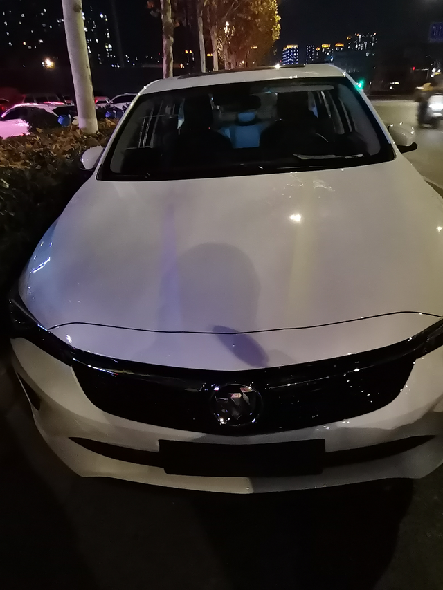 别克威朗Pro你的油耗是多少提车开回来屏显油耗17.5，当时就有点汗颜，开出去