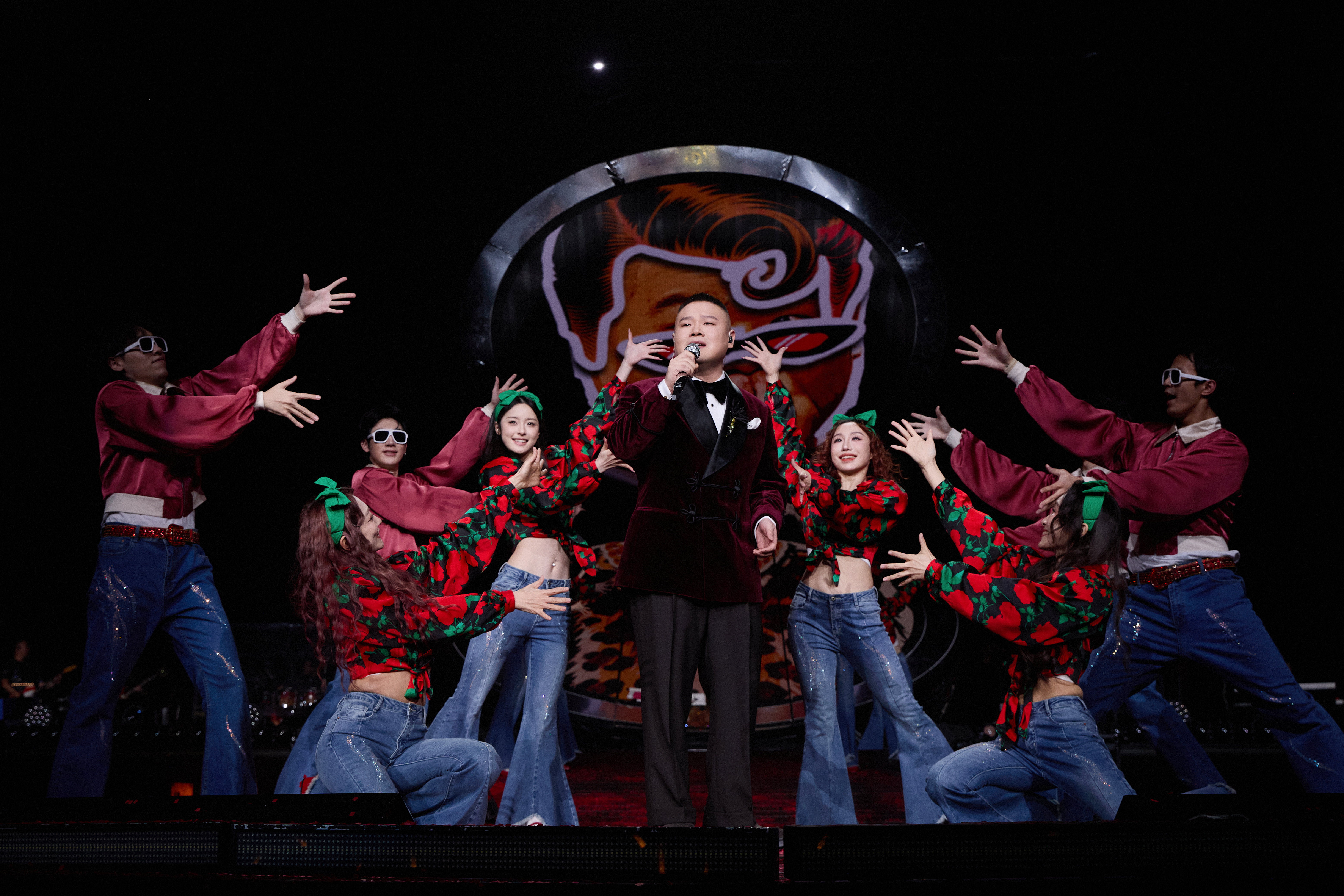 岳云鹏非要唱巡回演唱会厦门周末最佳安排：岳云鹏《非要唱》巡回演唱会。经典老歌、