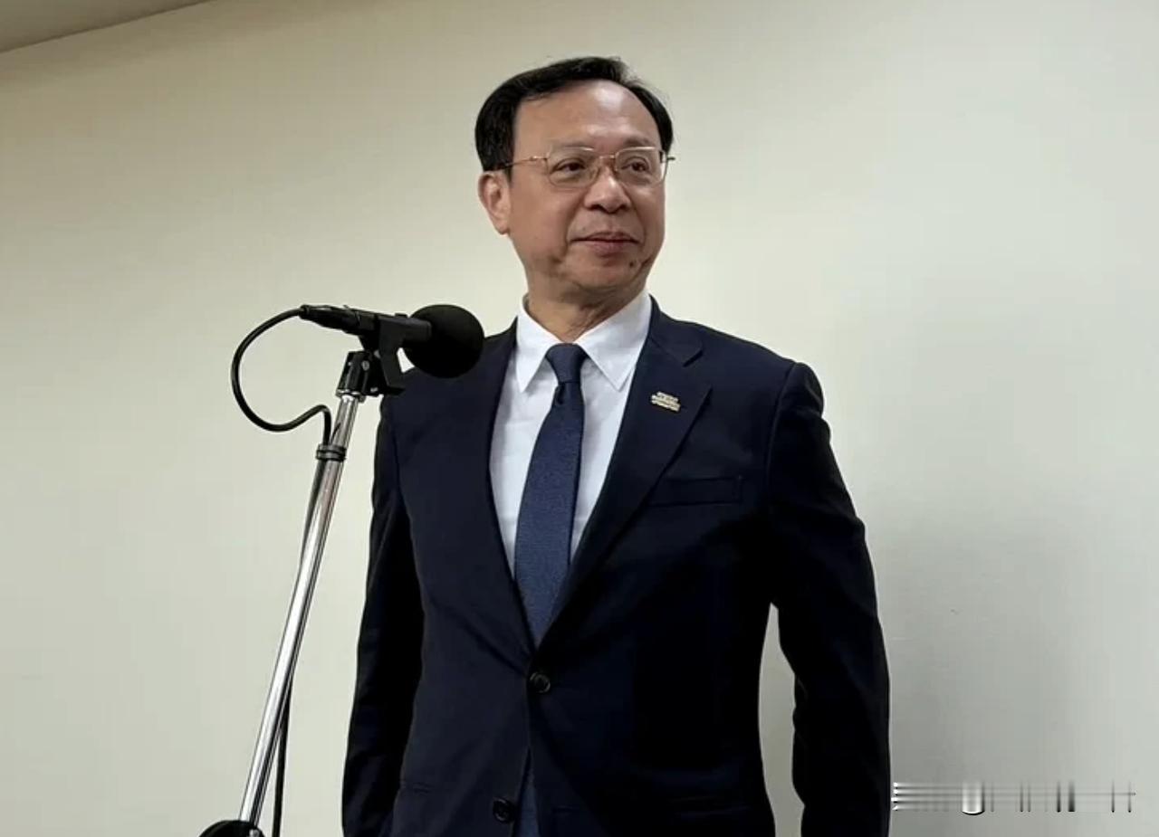 岛内毒油（主要是大豆沙拉油）事件还未平息，又接连爆发数起“苦茶油”苯并芘超标案件