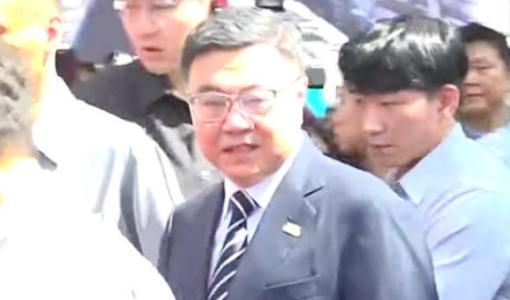 对于“政委”职务被“行政院”停职，杨珍妮昨晚发出五点声明指出：“行政院”调查欠缺