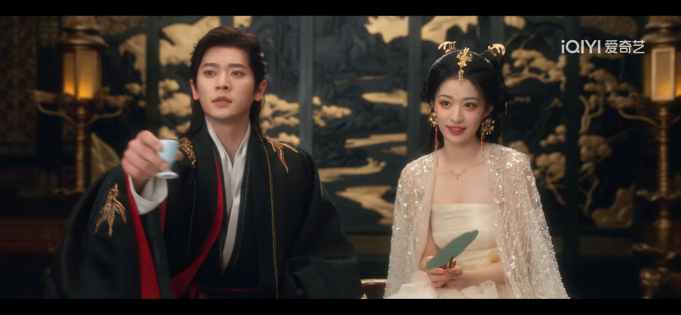 这一段简直了，我的眼睛就一直黏在王楚然脸上，又美又灵动，完全就是嬉笑怒骂一颦一笑