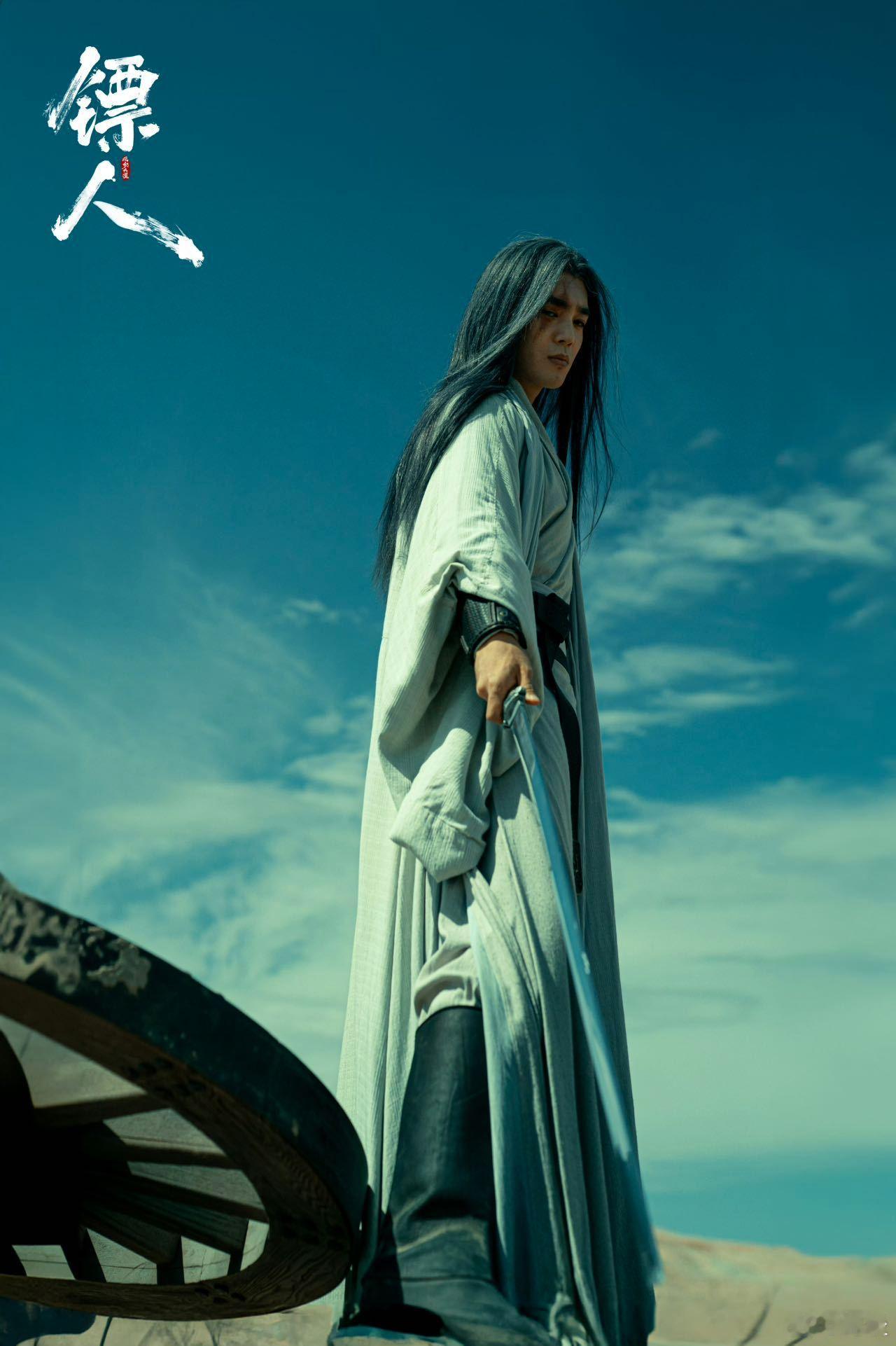 可恶又被于适这小子帅到了于适真的太适合竖了！颜值与身手双在线，将角色的纯粹与偏