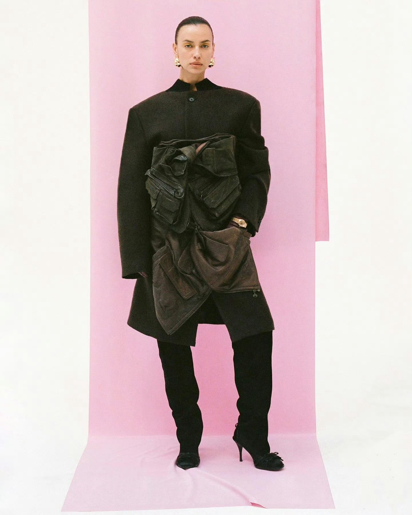 伊莲娜IrinaShaykRe-Edition2025秋冬封面大片摄影：Da