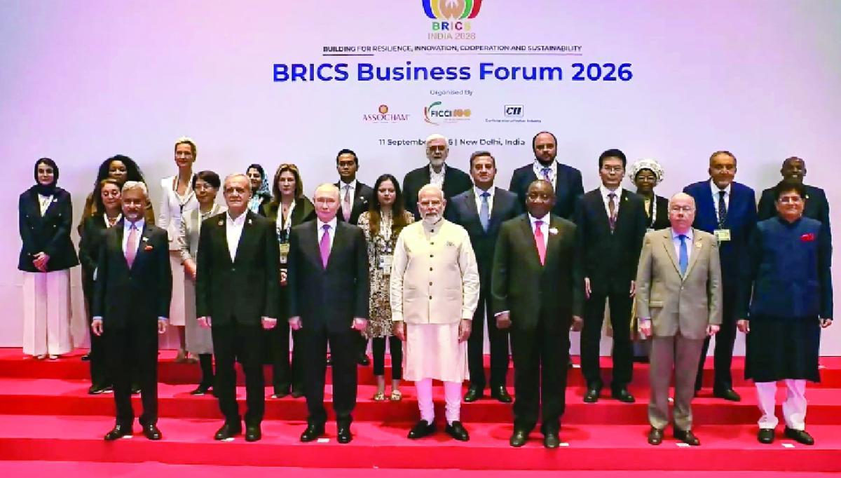 美国人至今想不通！金砖内部明明矛盾一堆，为什么越做越强、30多国抢着加入？