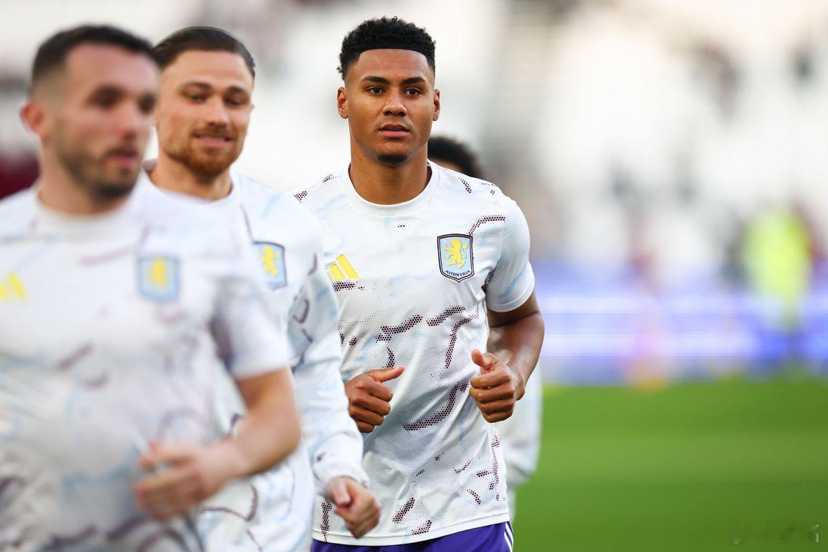 阿斯顿维拉英超的节日赛程过于密集，所有球队都得考虑两场比赛的人员安排。维拉估计