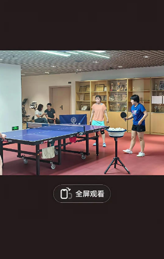 莎莎还在北京埋头苦练呢，厦门那边蒯曼和平野美宇早等不及了！今早就在张成教练带领下