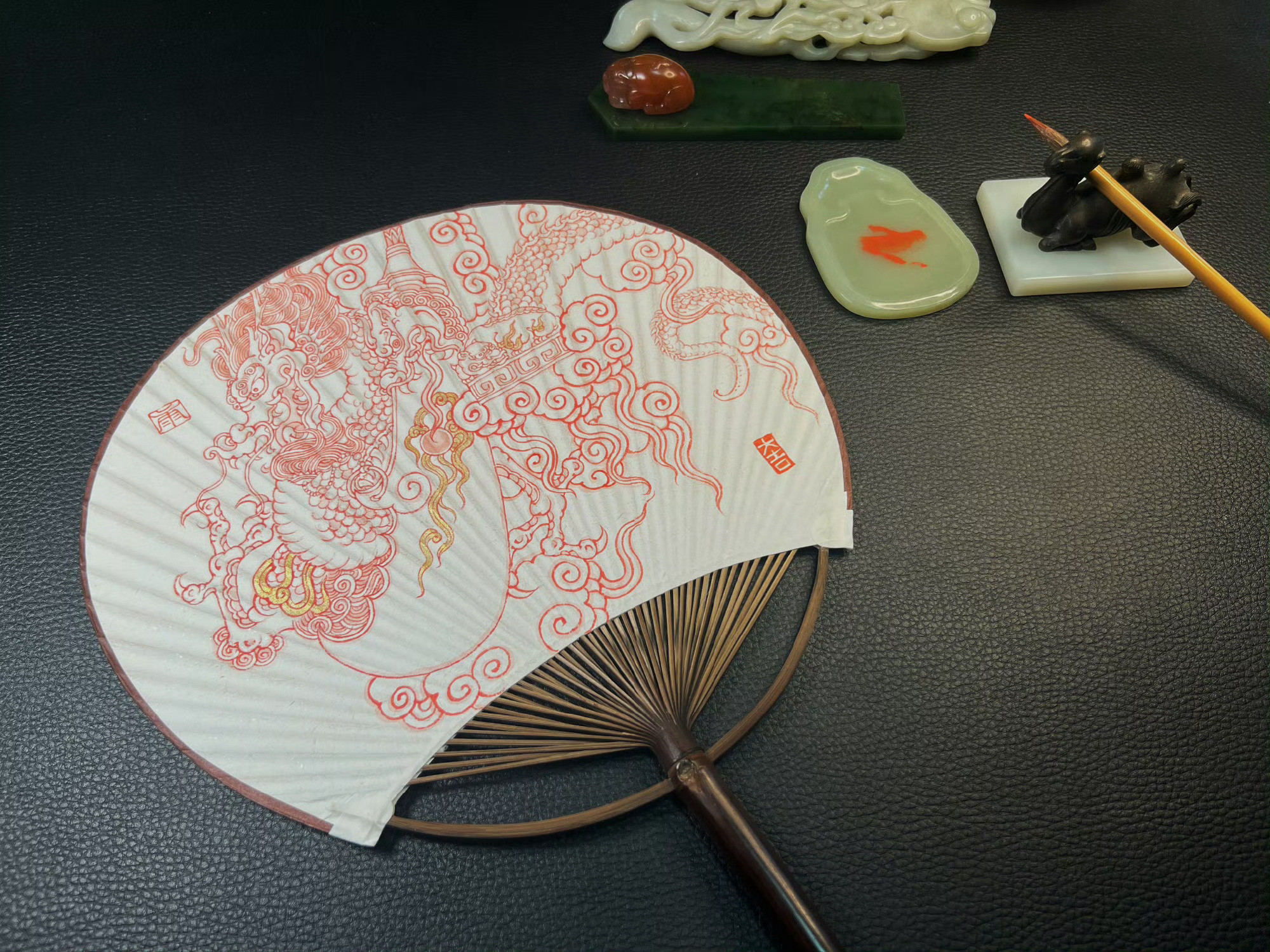 农历五月十三，关帝磨刀日。祈愿：关帝神威，斩世间不平。天降甘露，佑国泰民安！