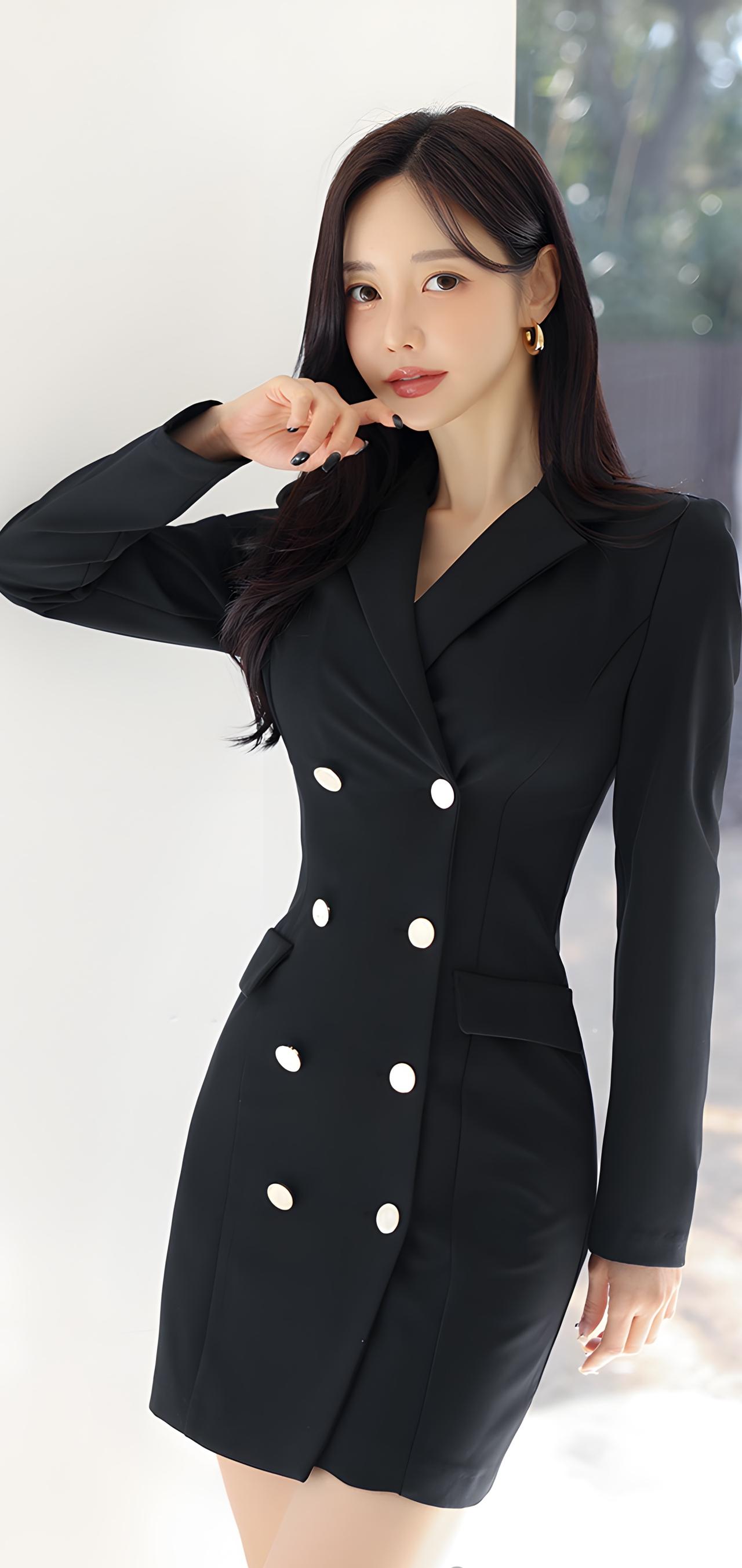 优雅黑裙，气质满分！