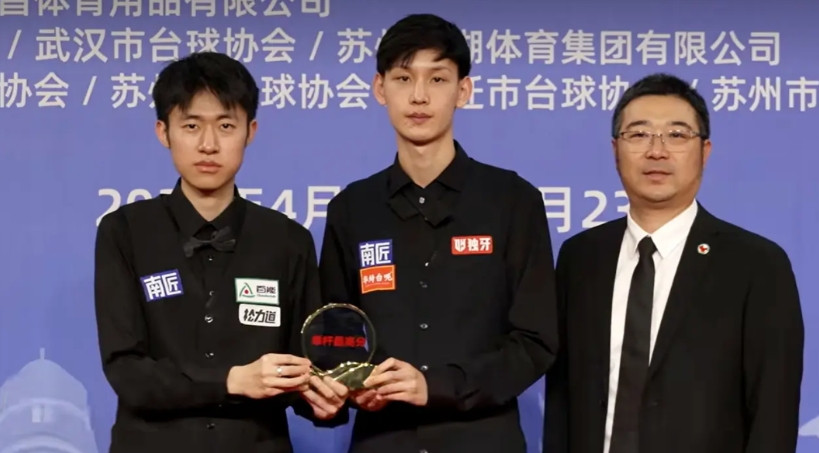 中巡赛武汉站王信伯零封常冰玉夺冠，历经千辛万苦，大王终于有望获得职业资格。16