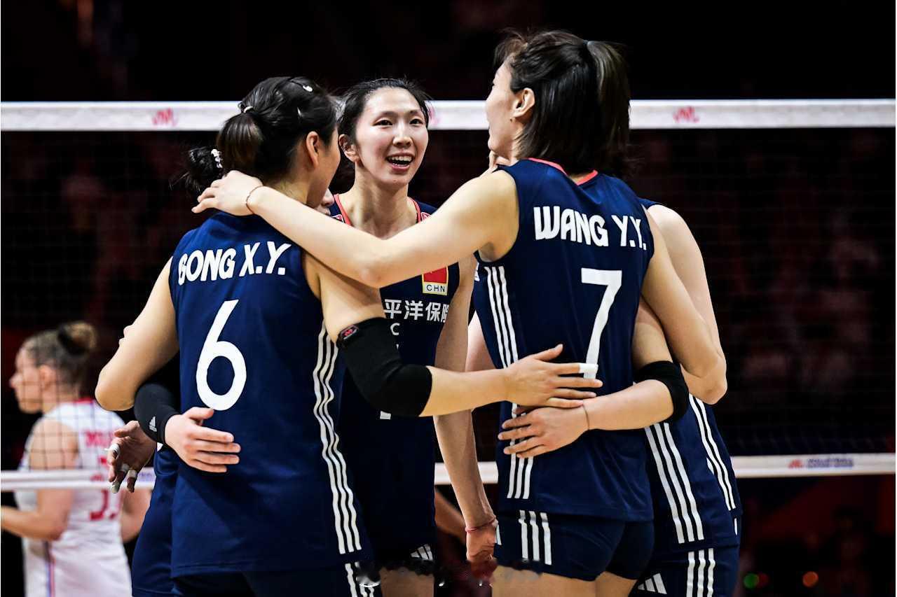 【国家联赛中国女排3-0零封法国】2025世界女排联赛中国女排vs法国女排6月