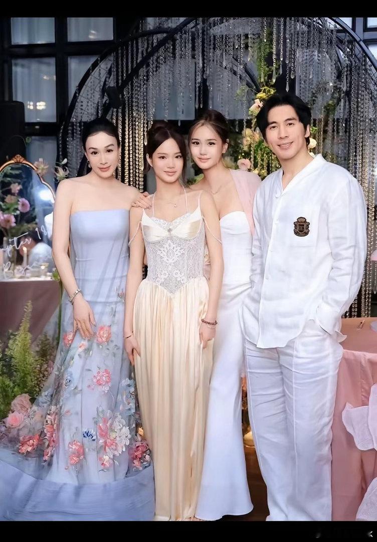 她真的很会生，三个女儿都生的那么漂亮个子高挑！真不不敢想她和现任这么好的基因，再生一个孩子得有多好看