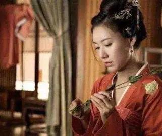 古语云：宁娶二度花，不娶遗下人，二度花和遗下人指的什么女人？这"二度花"，听