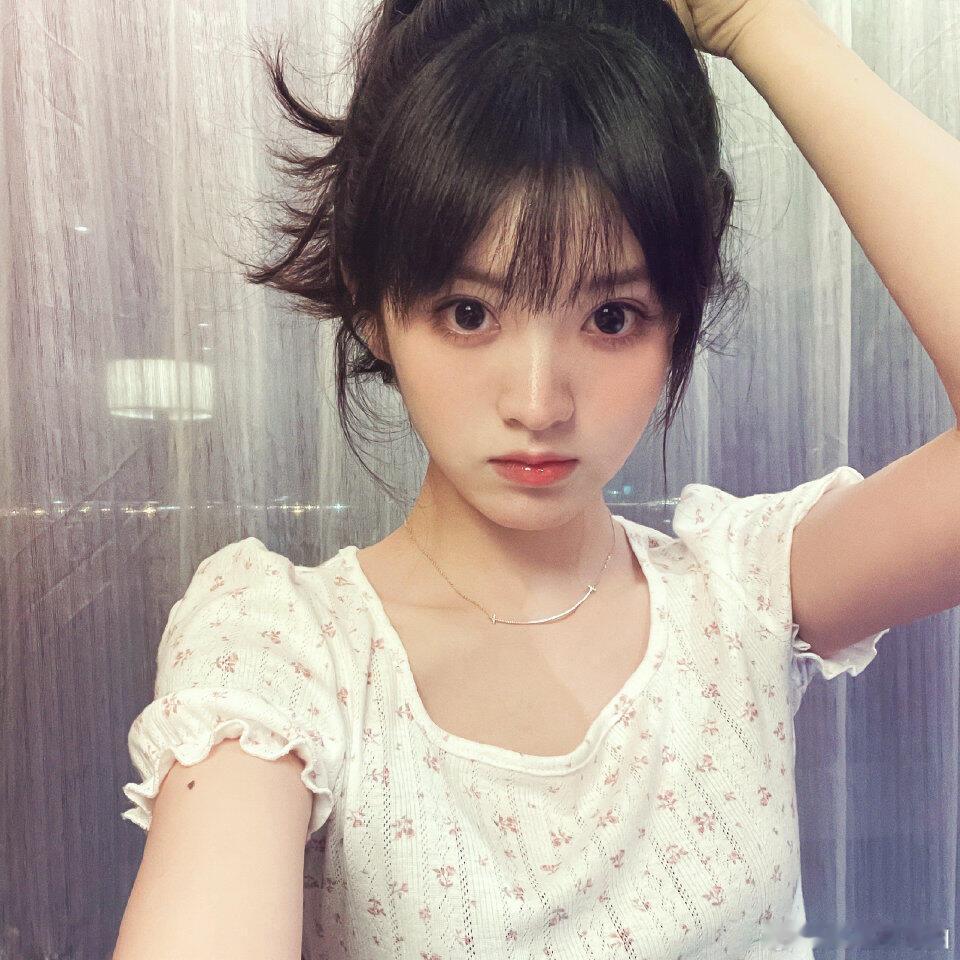 甜妹界最严厉的母亲，感觉骗走早期田曦薇只需要一颗糖考古的风终于轮到田曦薇了