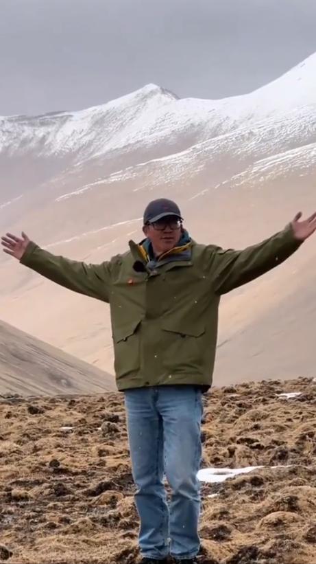 俞敏洪在南极给员工写信翻车，为什么大家都听不进去呢？你在南极看企鹅，我在工位