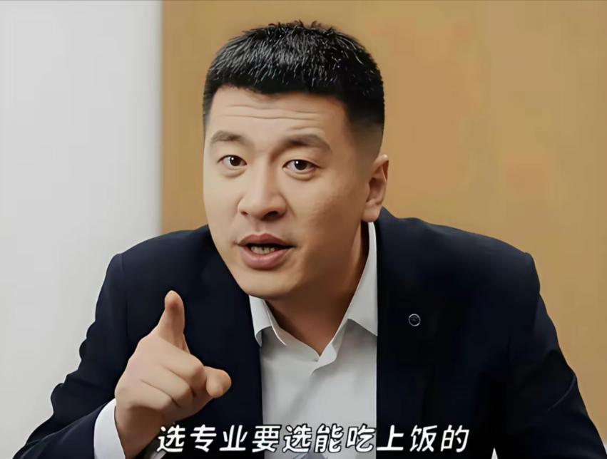 张雪峰头七这天，公司总经理发长文悼念，里面不仅说了对公司未来的安排，还亲口透露