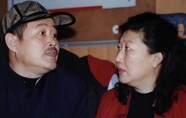 03年春晚排练，赵本山和高秀敏大吵了一架，高秀敏大声喊道：“我就这样，用就用，不