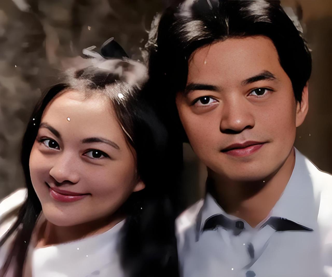 李健丁克这事儿，说起来还挺有意思的！我记得以前他上《鲁豫有约》，唱完写给父