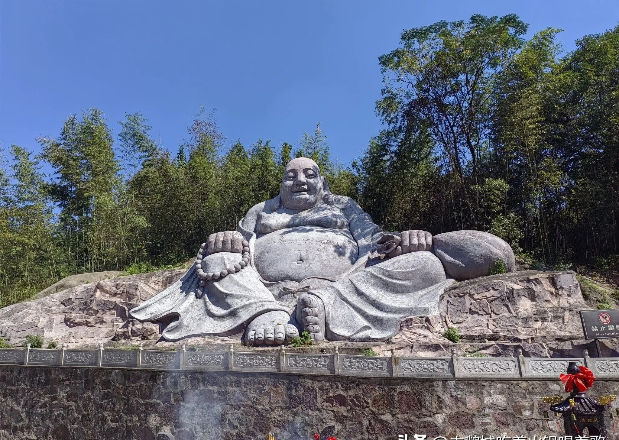 俄罗斯为何没挨揍？---你是不是