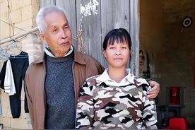 广西第一猛男！1994年，49岁梁二将19岁女工友带回村，随后两人开始疯狂生孩子