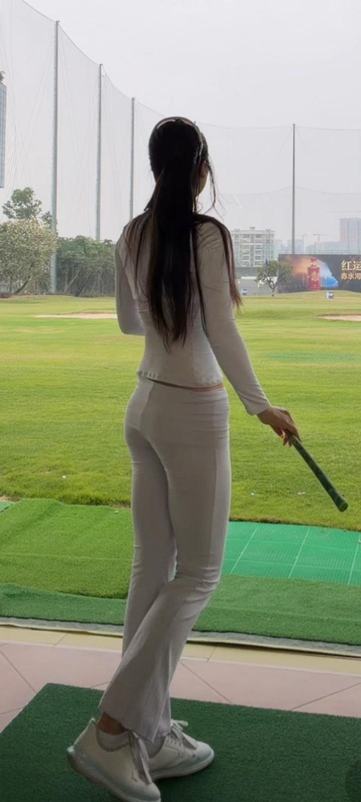 新年生活图鉴遇见只是开始，珍惜才能长久。爱不是一辈子不吵架，而是吵了闹了，哭了累