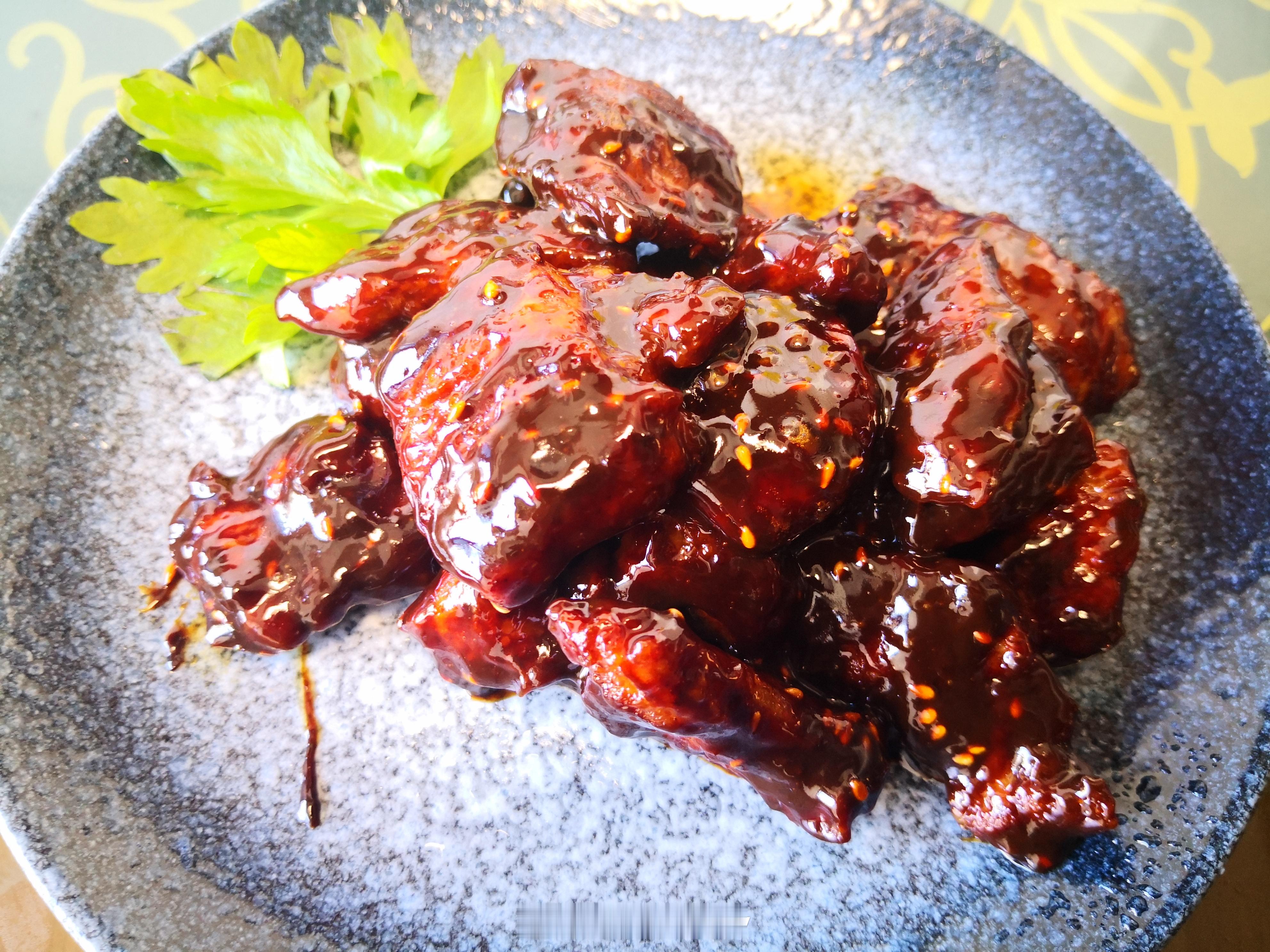 咖啡梅花肉，请宝贝们品鉴。周一吃肉。