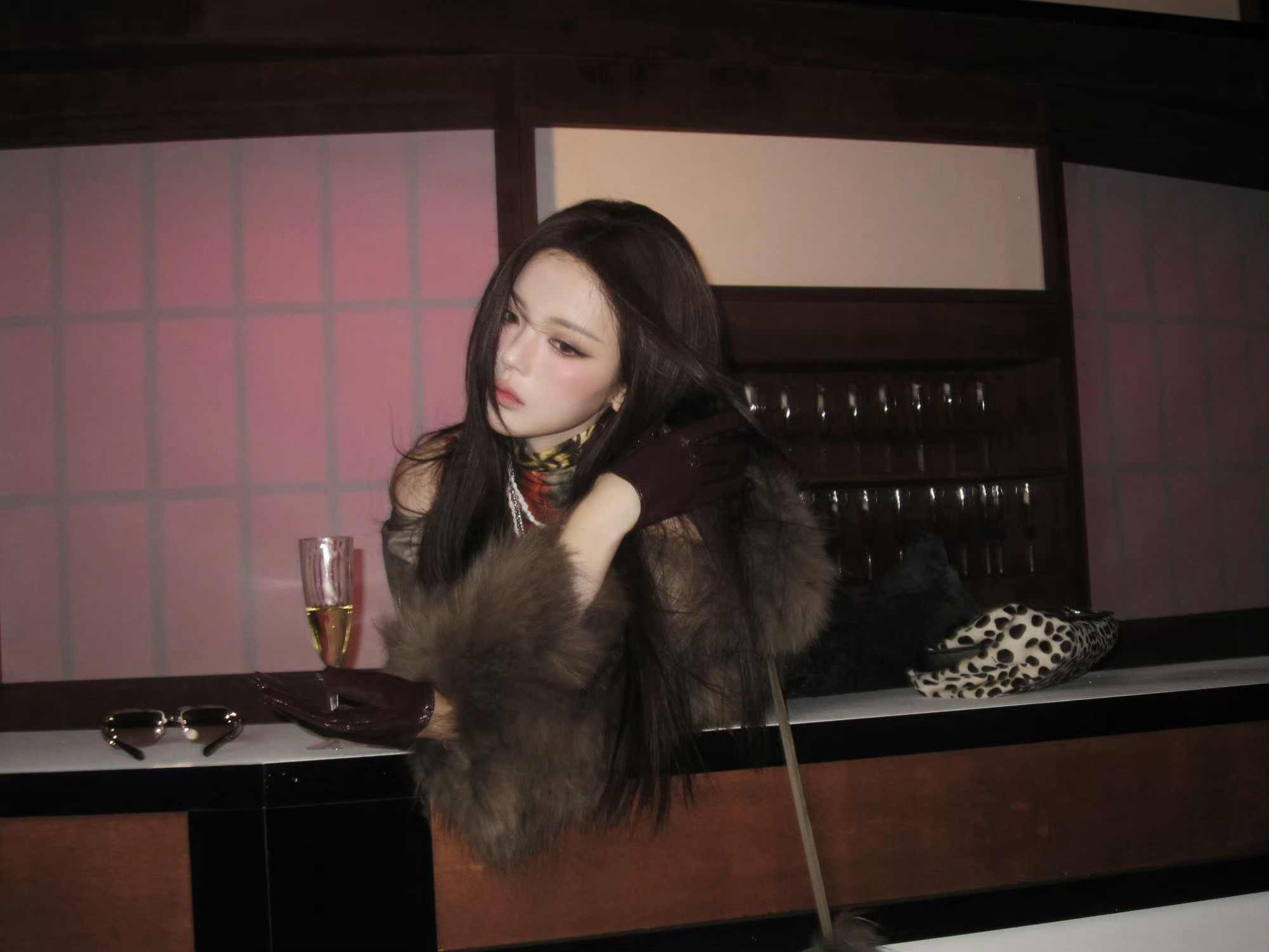 杨超越被你美晕了，千禧年代的风格，太美了吧！！