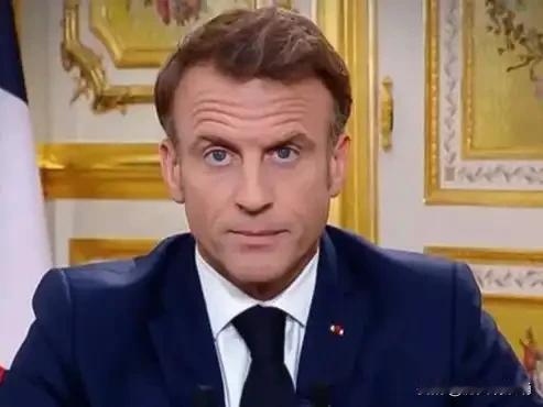 马克龙一直没有放下法国的大国梦，以欧洲联合对中国进行武器禁运，高科技围堵，现在是