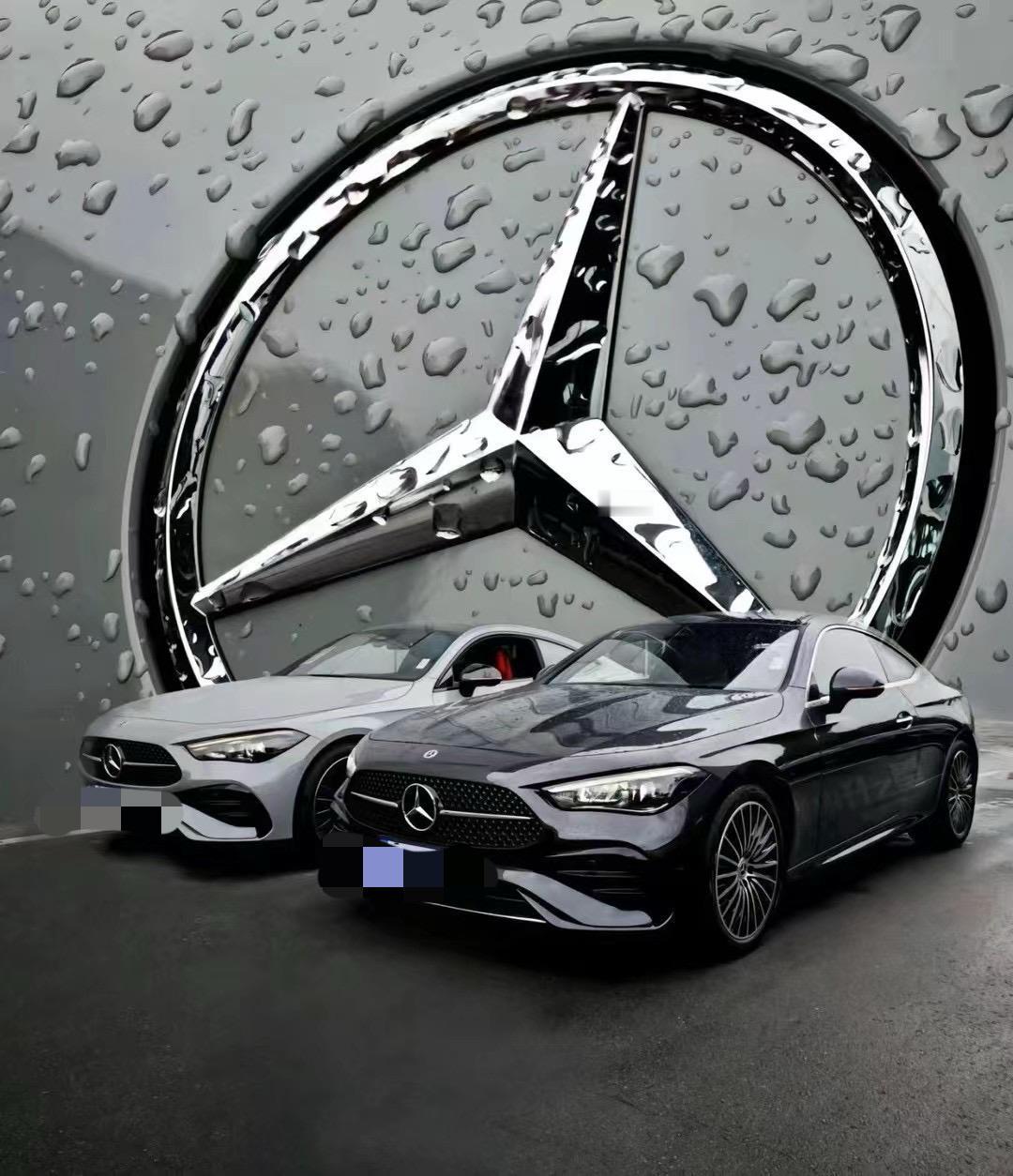 公司里面有个富二代，最近买了一辆奔驰E，以前听我们公司里面的司机老黄说，养一辆奔