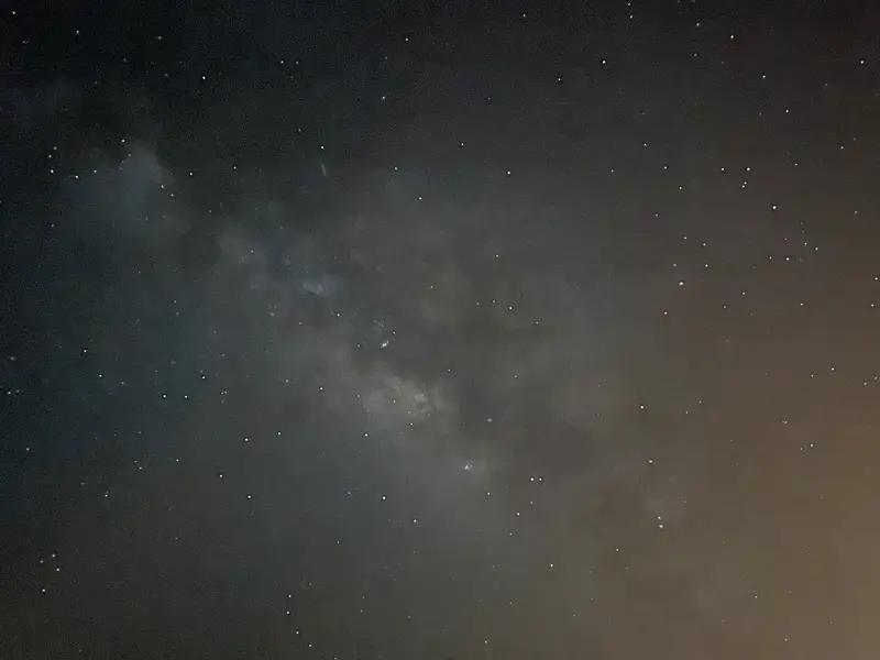 宇宙中真有外星人存在的可能吗?宇宙中真有外星人存在的可能吗？我觉得太有可能了！