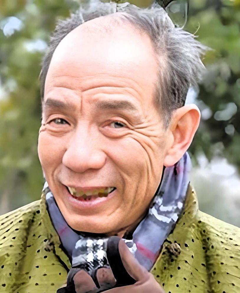 昨天，内地演司马懿和高俅的老戏骨魏宗万老先生走了。今天，香港电影界的元老级人物钟