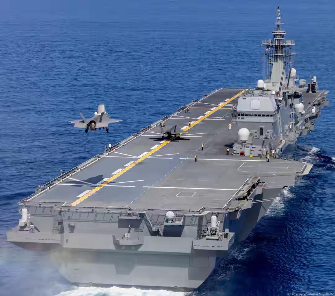 航母对航母！面对辽宁号北上，日本加贺号开始南下在辽宁号航空母舰从宫古海峡以东海