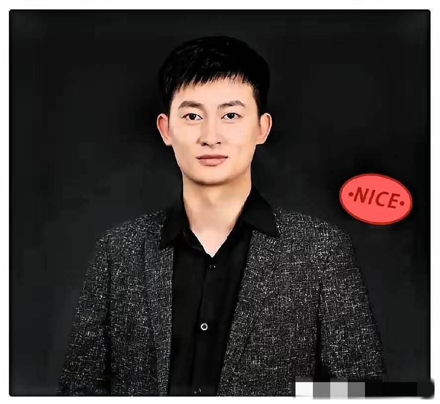 这哥们，真狠！当年张雪峰老师说“三年买房”，别人都当是老板画饼，他硬是拼了一套