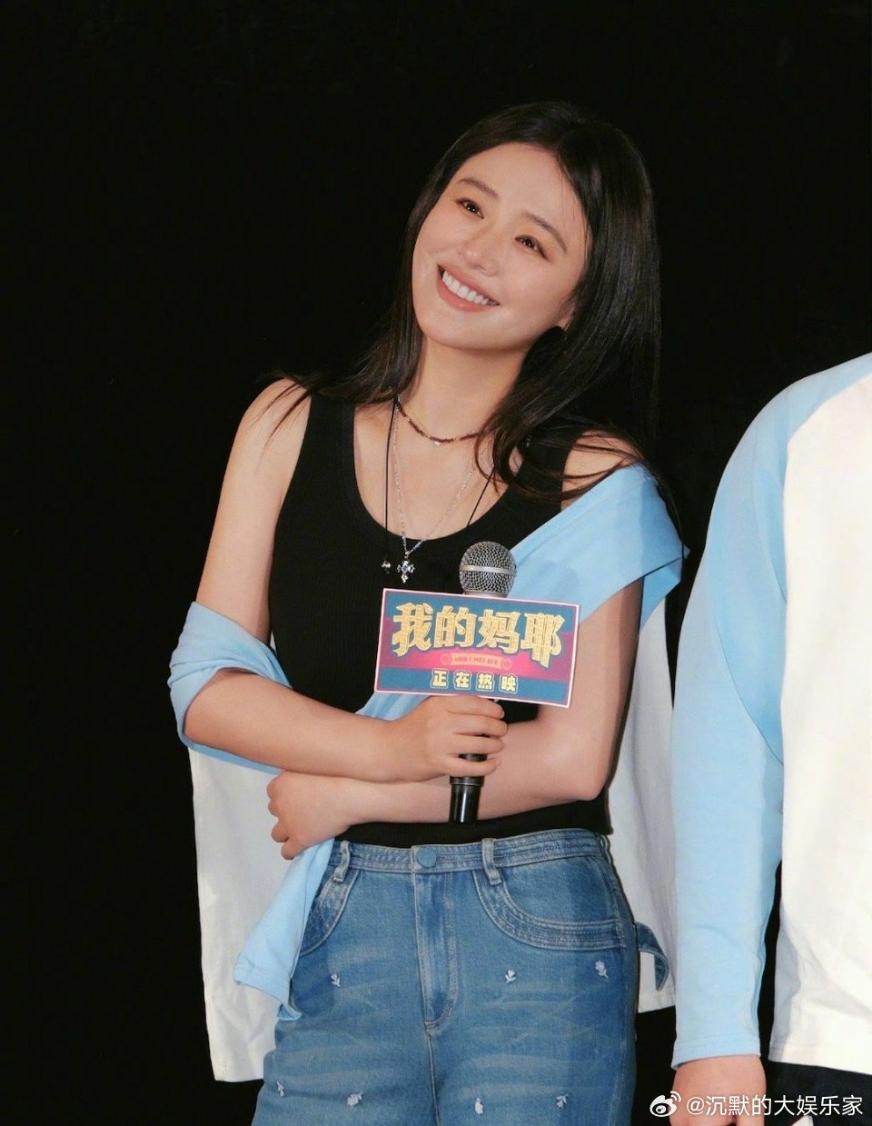 感觉马思纯参加了花少后真的不一样了。这个曾被抑郁症缠得满身狼狈的金马影后，终于在