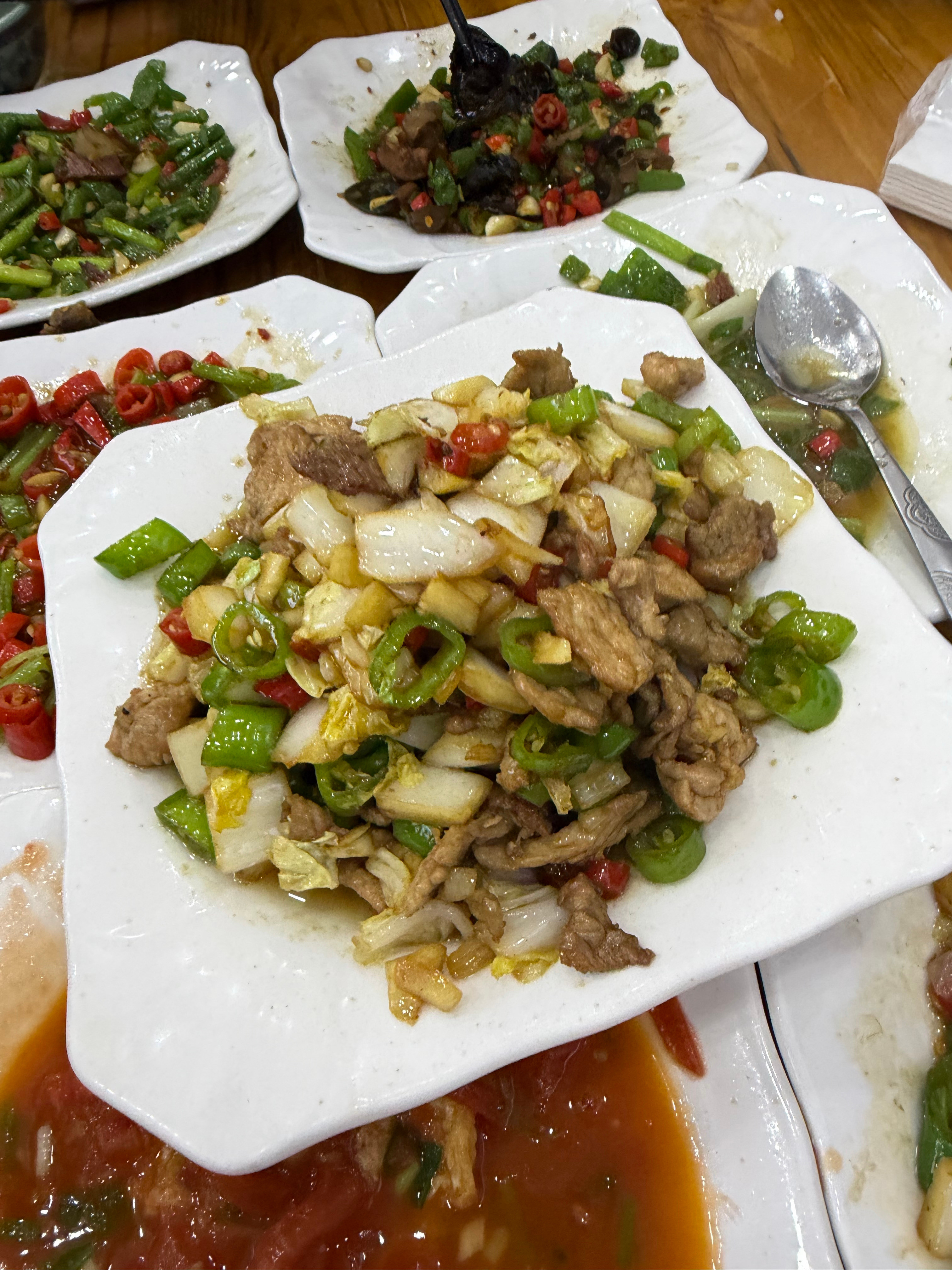 30块一个人，吃出300的感觉​​​