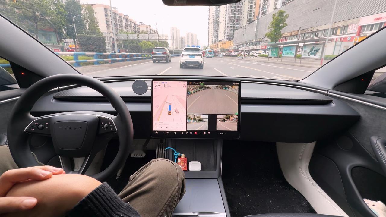上线仅3个月遭下架！特斯拉FSD撤出中国，卡在两项强制国标信息仅供参考，不