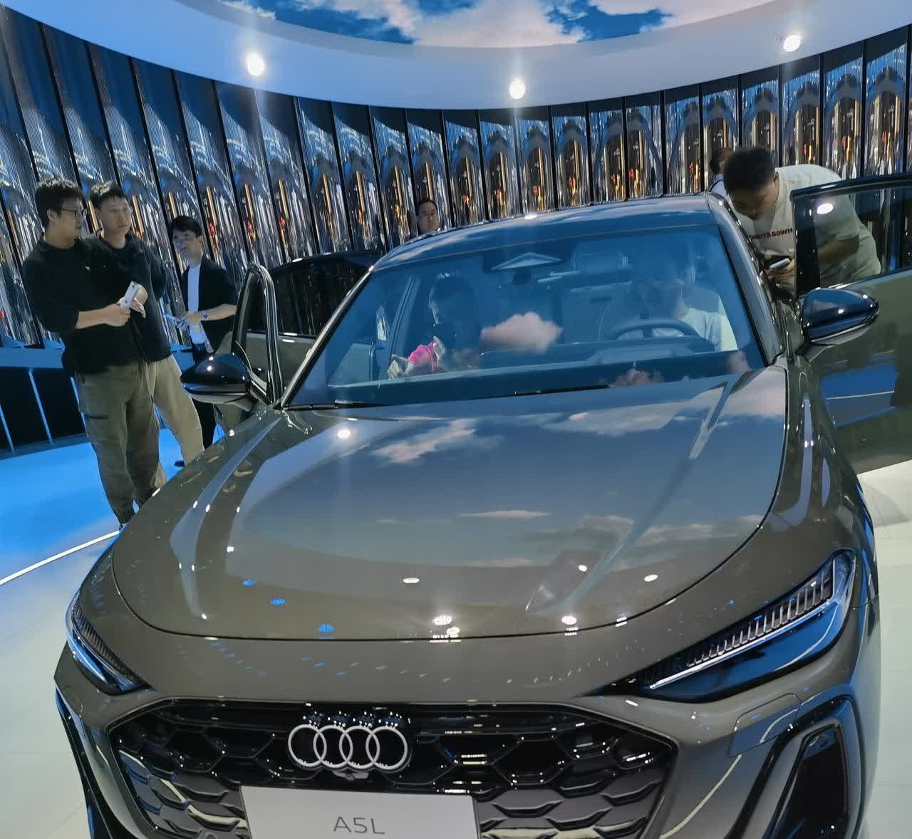 🚘车型名称一汽奥迪A5L🚗价格预测25W~35W🧮新