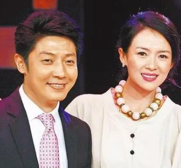有一次，撒贝宁和妻子李白在大街上吵架，李白直接道:“你打死老子，信不信。”撒贝宁
