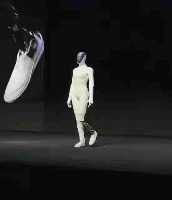 我的今日状态：🏝️旅行度假我这里的天气：🌤️多云