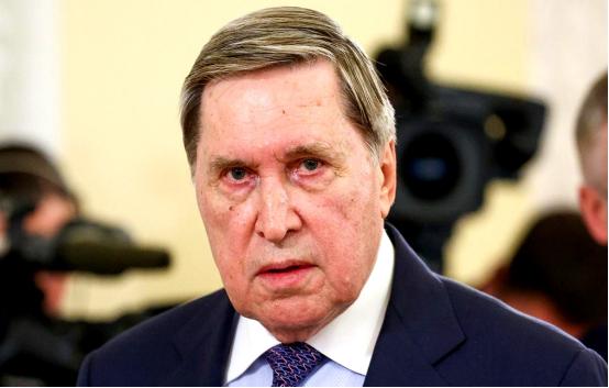 就在4月3号凌晨，俄罗斯那边放出话了，总统助理乌沙科夫接受自家媒体采访时，说得明