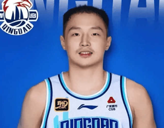 青岛GM: 王奕博是被严重低估的顶级后卫, 顶薪是对他的尊重