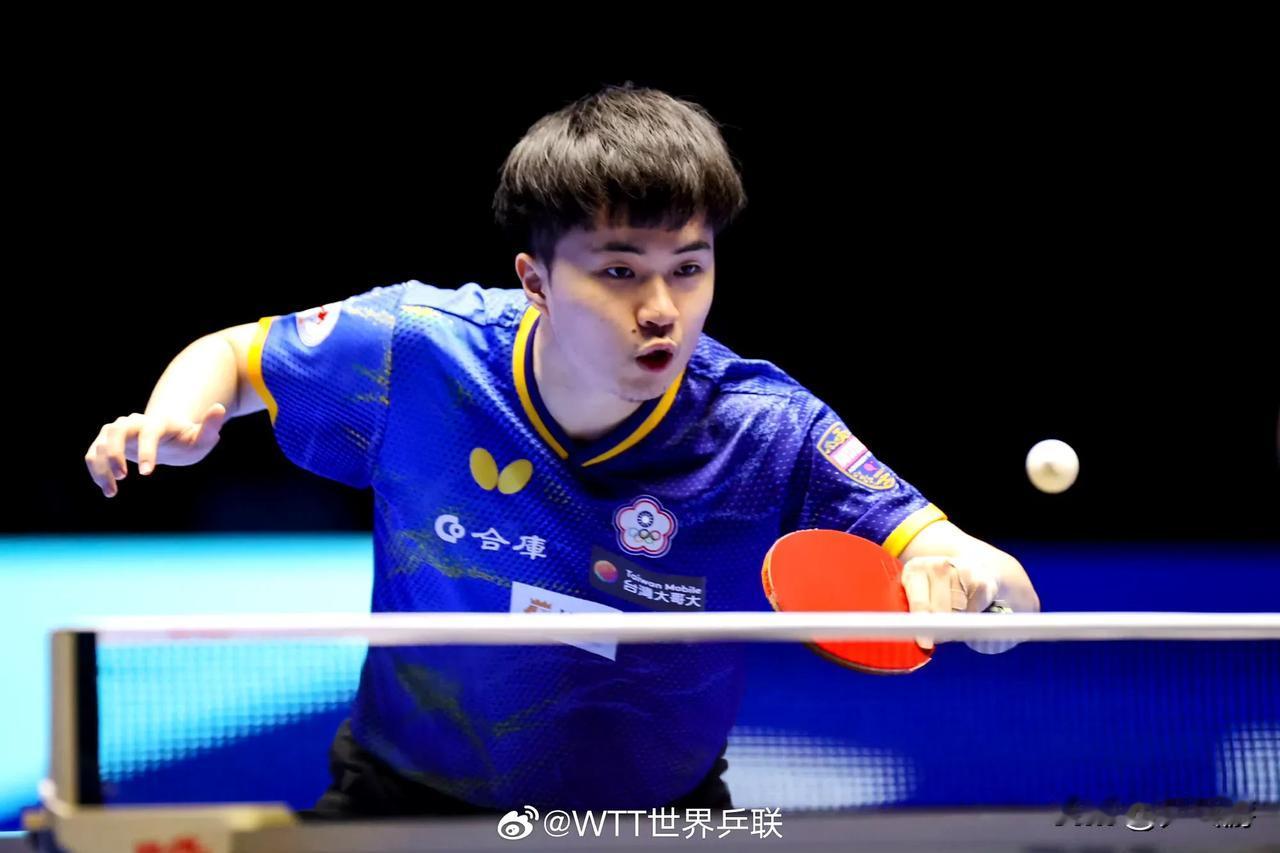 【🏓乒乓球重庆快讯•韩国一哥首轮出局•林昀儒晋级】在刚刚(2025-