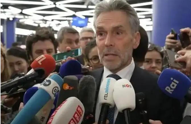 这一回中国可真要杀鸡给猴看了。中国实在忍无可忍，终于要杀鸡给猴看了，谁是这只鸡？