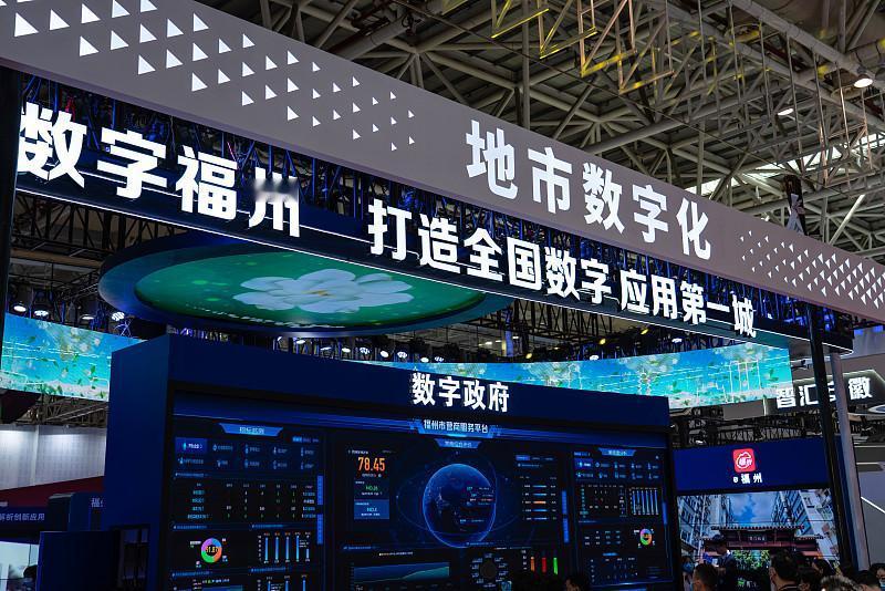 福州GDP把泉州甩在身后，真不是什么碰巧超过的，是攒了好多年的劲儿一下子全使出来