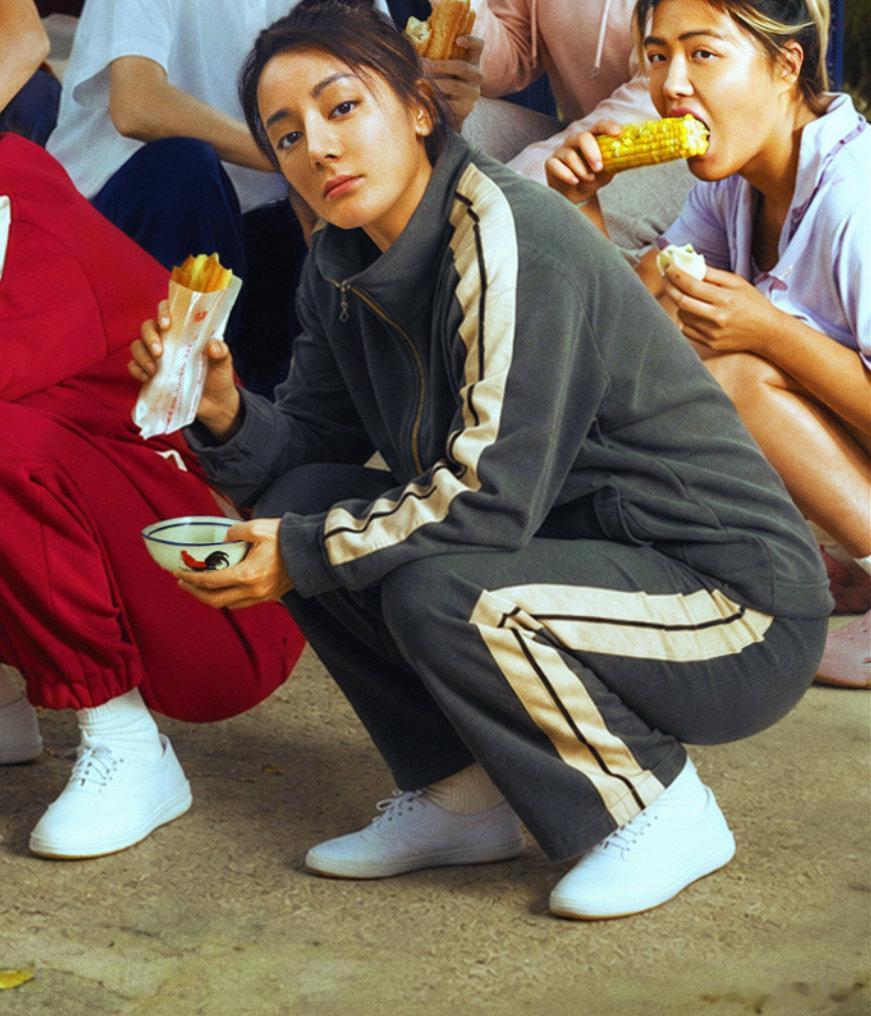 迪丽热巴钰珑咱能好好穿袜子吗迪丽热巴咱能好好穿袜子吗迪丽热巴钰珑咱能好好穿袜子吗