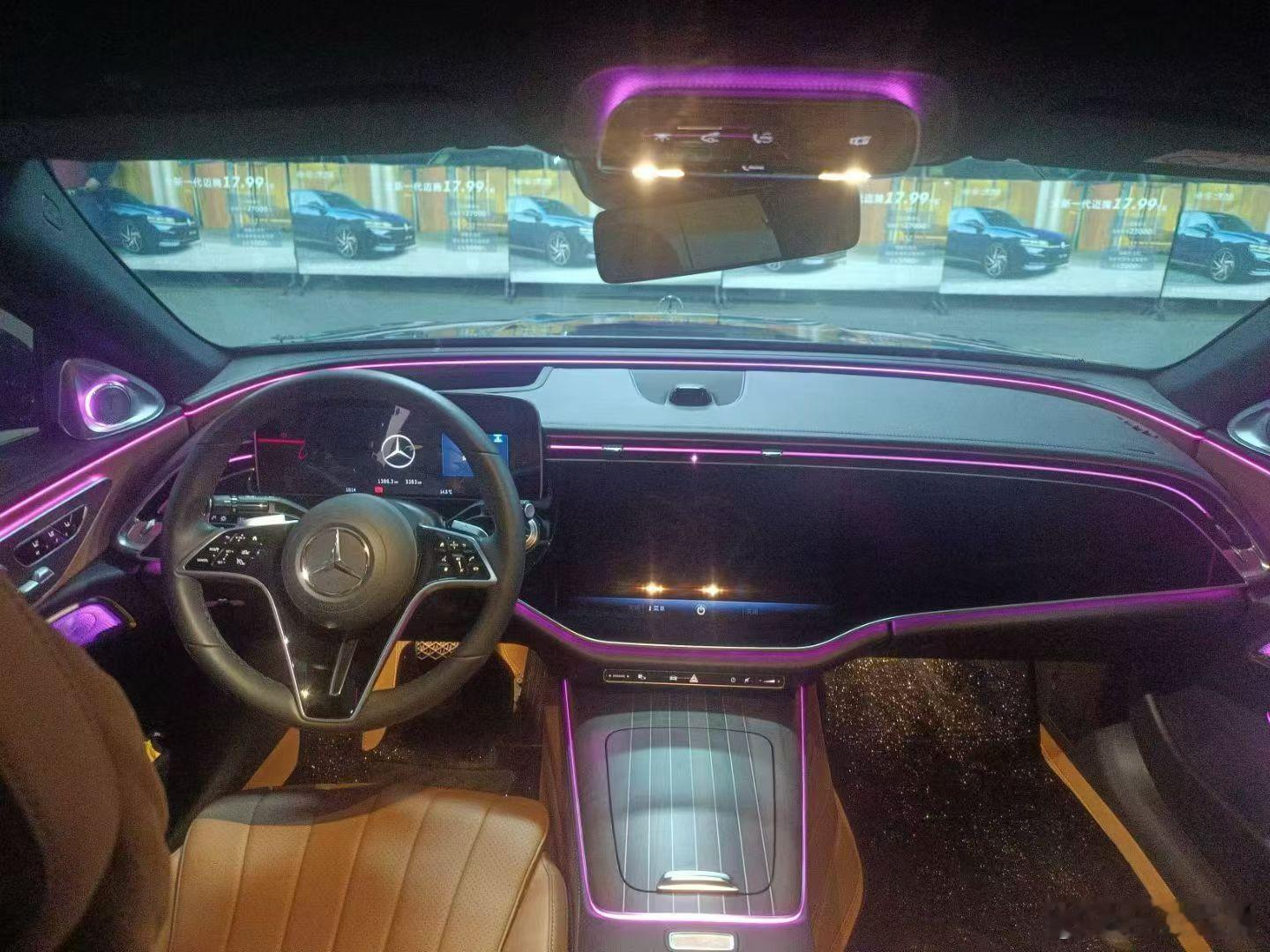 在江西南昌拿下好新的奔驰E3002026年1月上牌尊贵版3000公里明天到店