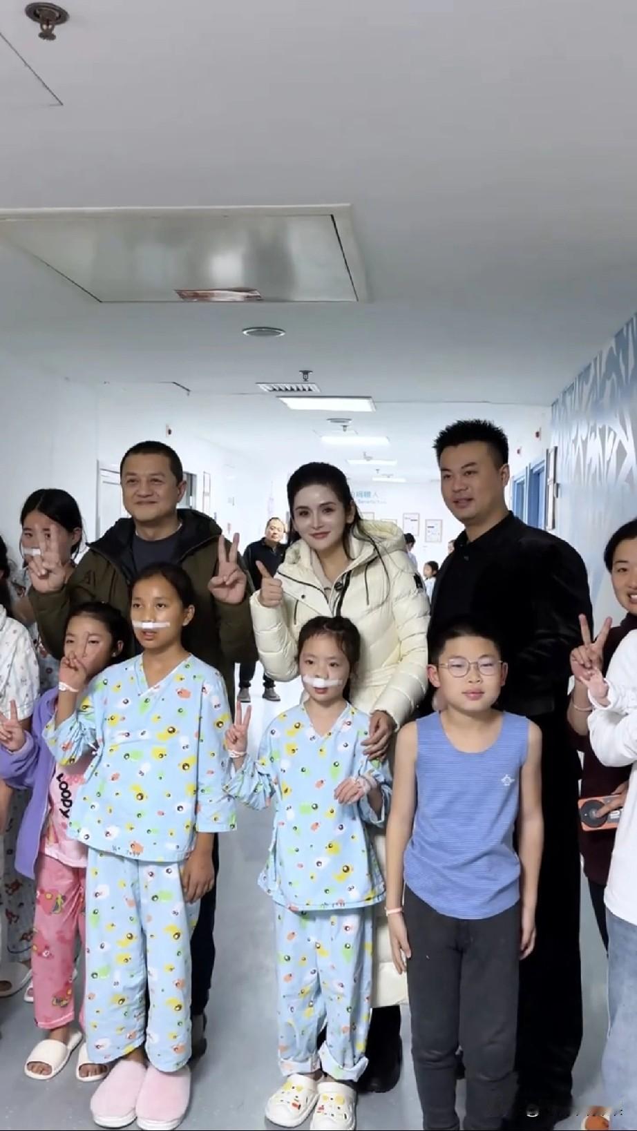 破防了！网红楠姐要捐1000万做公益，李亚鹏却劝她“少捐点”？背后原因太暖了