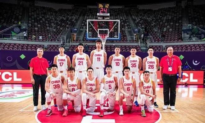 男篮亚洲杯四强出炉！中国半决赛迎战新西兰！北京时间8月15日，随着新西兰险胜黎