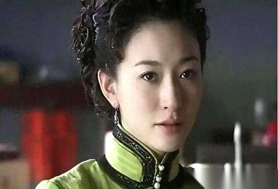 1976年，沈阳一个老太太没了。谁也没当回事儿，一个患了老年痴呆的普通老太太嘛