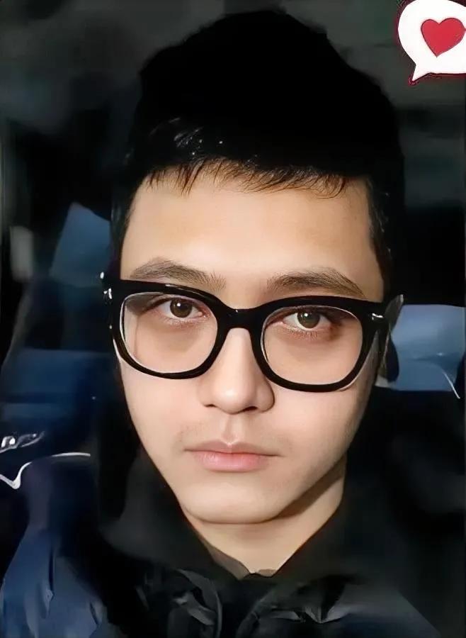 宋喆又闹笑话了！竟想找马蓉复合？听说他厚着脸皮联系马蓉，换来的却是秒拉黑