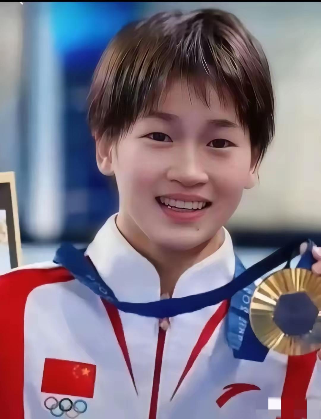 刷到一位律师博主解读说，群主进去是板上钉钉的事情。​现在“水花征服者联盟”群主